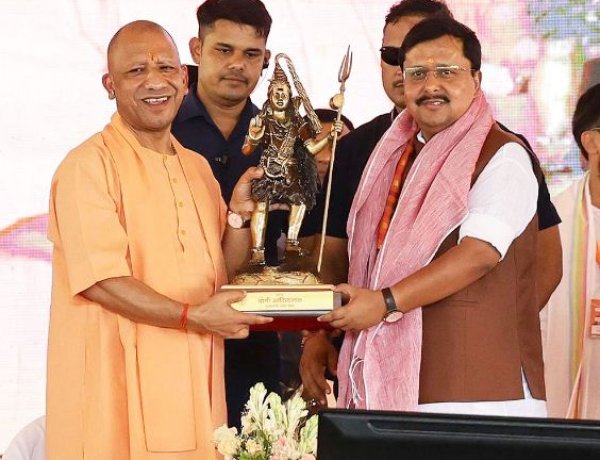 लैंड जेहाद, लव जेहाद और थूक जेहाद पर सीएम योगी का बड़ा बयान, विपक्ष पर साधा निशाना