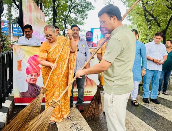 रक्षामंत्री राजनाथ सिंह का धूमधाम से मनाया गया जन्मदिन, महापौर ने चलाया स्वच्छता अभियान