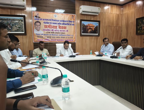 योगी सरकार में डीबीटी से सीधे खातों में पहुंच रहा योजनाओं का लाभ, अखिलेश यादव जनता को कर रहे गुमराह : नरेंद्र कश्यप