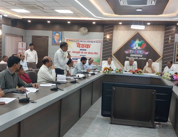पिछड़ा वर्ग की जनसंख्या एवं सामाजिक-राजनीतिक प्रतिनिधित्व से संबंधित आंकड़ों की समीक्षा