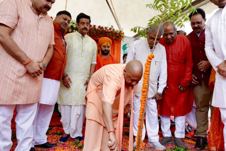 यूपी में वृक्षारोपण महायज्ञ 2026: शाम 4 बजे तक लगे 30 करोड़ पौधे, सीएम योगी ने किया आह्वान
