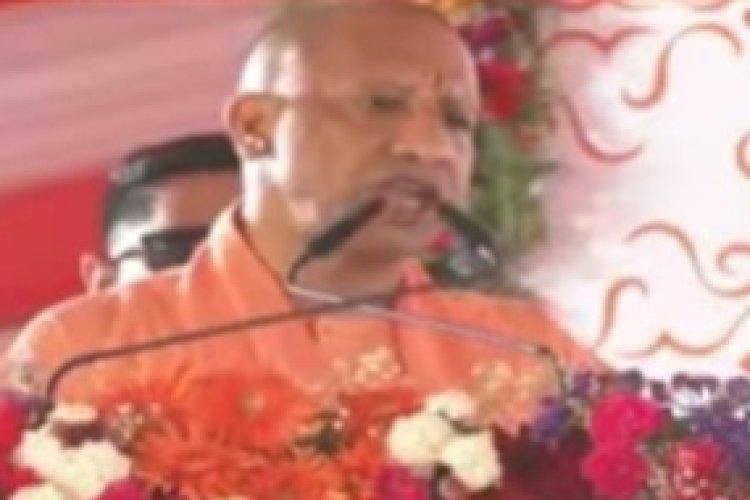 सीएम योगी ने आगरा में अपने दो दिवसीय दौरे में 342 करोड़ की विकास योजनाओं की दी सौगात