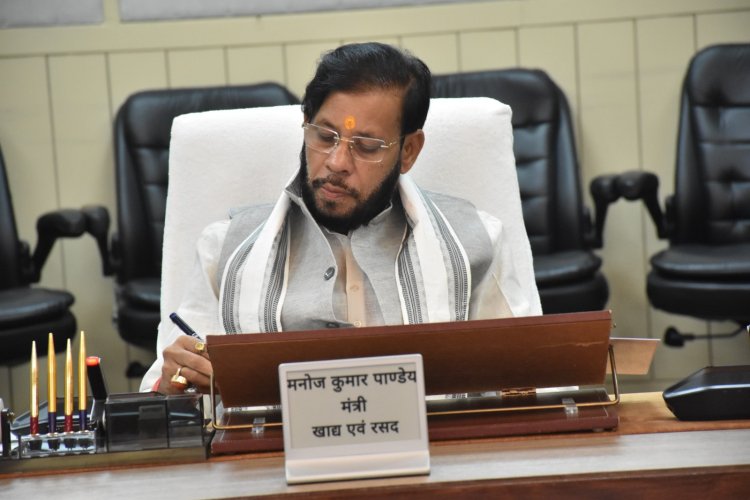उत्तर प्रदेश में 14.64 करोड़ लाभार्थियों को मिल रहा निःशुल्क राशन : मनोज पाण्डेय