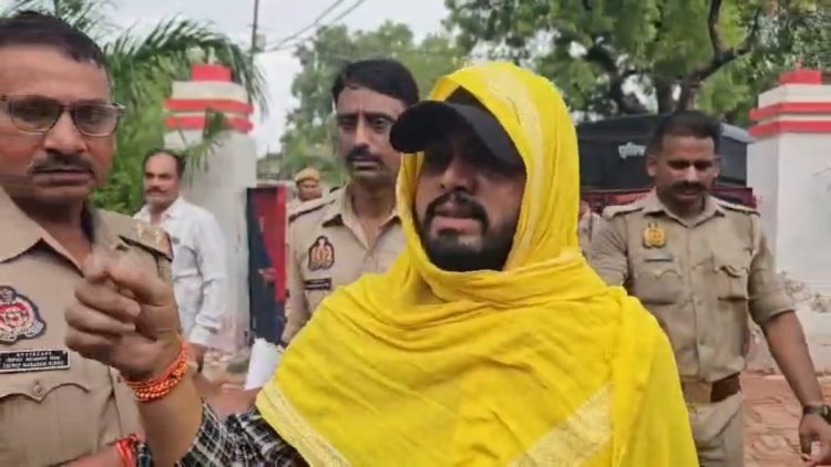 दूल्हा हत्याकांड : एक लाख के इनामी आरोपी प्रदीप बिंद ने पुलिस को चकमा देकर न्यायालय में किया आत्मसमर्पण