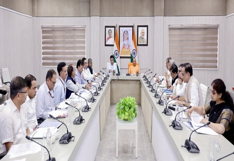 उत्तर प्रदेश में विश्वस्तरीय सड़क संपर्क विकसित करना हमारी प्राथमिकता : नितिन गडकरी