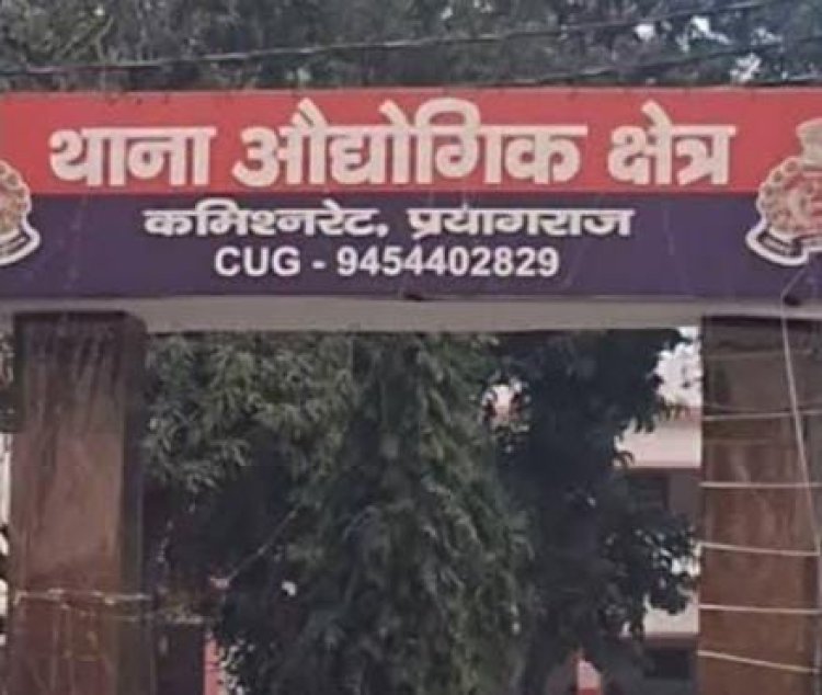 ट्रक की टक्कर से मोटरसाइकिल सवार महिला की मौत