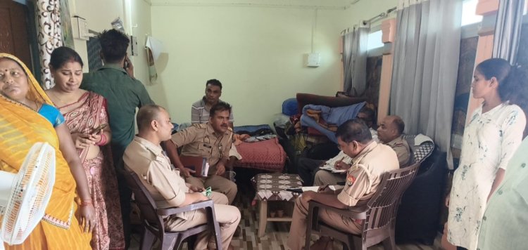 मकान में घुसे चोरों ने लाखों के जेवर व नकदी लेकर फरार, सीसीटीवी में कैद हुए आरोपित