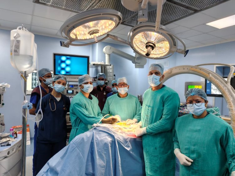 प्रयागराज: SRN अस्पताल में पहली बार UBE तकनीक से रीढ़ की सफल सर्जरी, मरीज को मिला तेजी से आराम