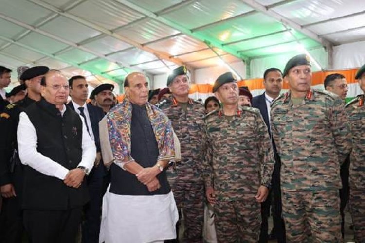 कारगिल विजय दिवस: रक्षा मंत्री राजनाथ सिंह ने शहीदों को दी श्रद्धांजलि, ‘शौर्य संध्या’ कार्यक्रम में हुए शामिल