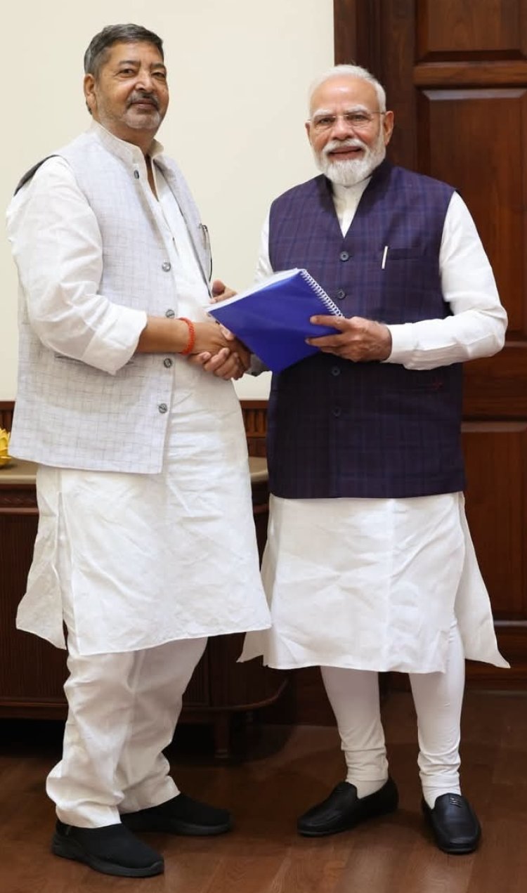 जनहित के दो मुद्दे को लेकर प्रधानमंत्री मोदी से मिले सांसद वीरेंद्र सिंह