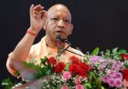 बच्चों के भोजन में कतई लापरवाही नहीं होनी चाहिए : मुख्यमंत्री योगी