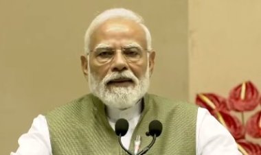 प्रधानमंत्री मोदी ने पूर्व राष्ट्रपति कोविंद की आत्मकथा के विमोचन पर युवाओं से किया दूसरों के संघर्ष से सीख लेने आग्रह