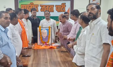 विचारों में अडिगता, व्यवहार में विनम्रता और निर्णयों में राष्ट्रहित थी अटल जी की पहचान : संजय गुप्ता