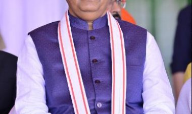 केशव प्रसाद मौर्य का कांग्रेस पर हमला, बोले—कांग्रेस को माँ दुर्गा, लक्ष्मी और माँ सरस्वती से परहेज क्यों?