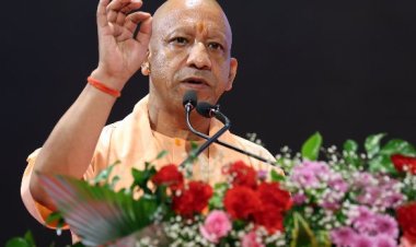बच्चों के भोजन में कतई लापरवाही नहीं होनी चाहिए : मुख्यमंत्री योगी