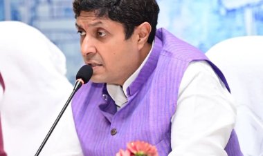 शिक्षा पर 18% GST को लेकर भड़के उज्ज्वल रमण सिंह! बोले- स्कूलों और अभिभावकों पर बढ़ेगा बोझ