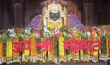 सावन के अंतिम सोमवार शिवालयों में उमड़ा आस्था का सैलाब, भोजेश्वर महादेव का 6 क्विंटल फूलों से महाकाल स्वरूप में श्रृंगार