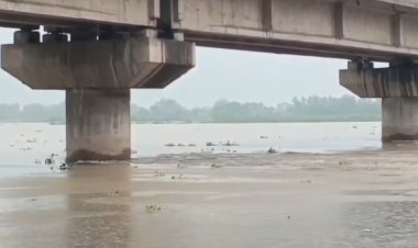 कानपुर : पहाड़ी बारिश का असर, गंगा चेतावनी बिंदु के पार, 114.10 मीटर पहुंचा जलस्तर