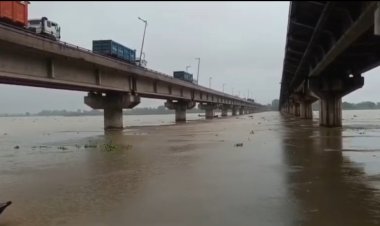 कानपुर में गंगा का जलस्तर बढ़ा, बैराज पर 30 सेंटीमीटर ऊपर पहुंचा पानी; प्रशासन अलर्ट