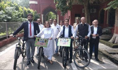 प्रभारी जिला जज के नेतृत्व में न्यायिक अधिकारियों ने निकाली साइकिल रैली, पर्यावरण संरक्षण का दिया संदेश