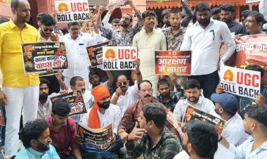 एक राष्ट्र, एक समान कानून और समान अधिकार की मांग, सवर्ण आर्मी ने सौंपा ज्ञापन
