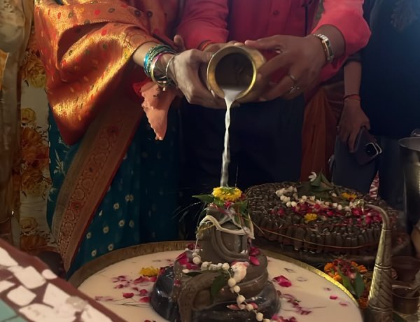 सावन के पहले सोमवार पर शिवालयों में उमड़ा आस्था का सैलाब, त्रिलोचन महादेव में 20 हजार श्रद्धालुओं ने किया जलाभिषेक