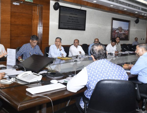 युवाओं को रोजगार के अधिकाधिक अवसर उपलब्ध कराना सरकार की प्राथमिकता : मुख्य सचिव