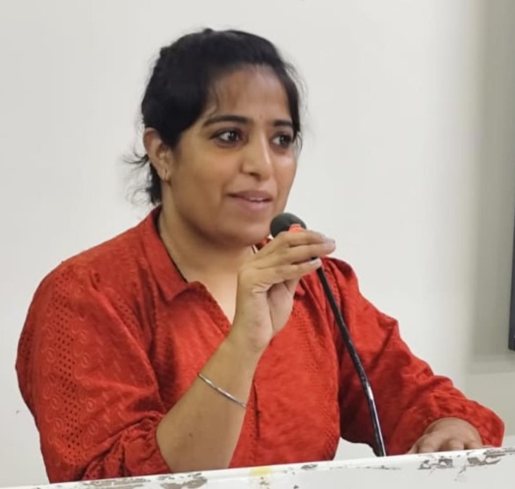 मुक्त विश्वविद्यालय में स्लोगन लेखन प्रतियोगिता, युवाओं ने रचनात्मक नारों से दिया नशा मुक्त समाज का संदेश