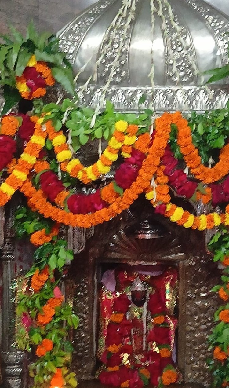 मीरजापुर : मायके से डोली में सवार होकर आएंगी मां भंडारी, जयकारों से गूंजेगा अहरौरा