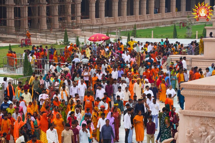 अयोध्या : रामजन्मभूमि परिसर के कुबेर टीला, शिव मंदिर में पूजन अर्चन, दर्शन को रामभक्त उमड़े