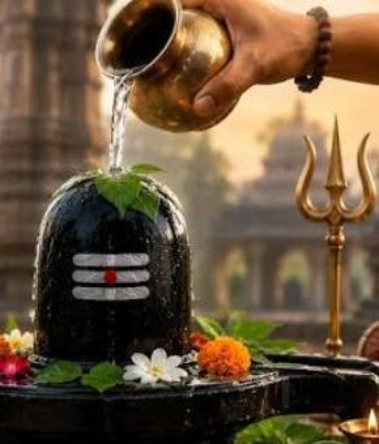 हर-हर महादेव के जयघोष से गूंजे शिवालय, बारिश में भी भक्ति की बयार