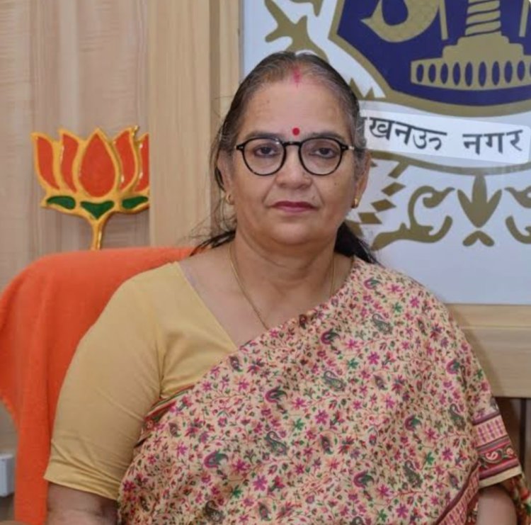 लखनऊ : हरियाली तीज पर 2100 महिलाओं की सहभागिता से ‘घर-घर हरियाली’ अभियान काे मिली ऊर्जा, दिया पर्यावरण संरक्षण का संदेश