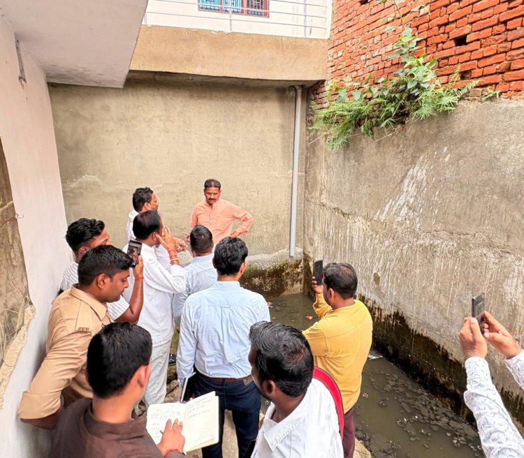 प्रयागराज में महापौर का बड़ा एक्शन! नालों पर कब्जा किया तो टूटेगा निर्माण, भूमाफियाओं पर होगी FIR