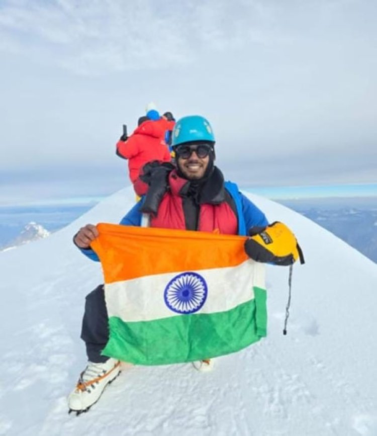 मऊ के अनंत ने माउंट कुन पर फहराया तिरंगा, अब एवरेस्ट की तैयारी