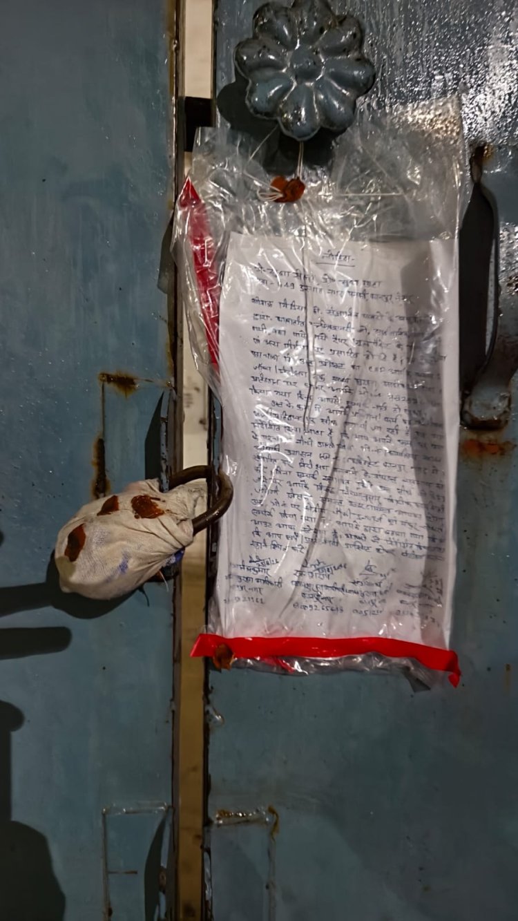 कानपुर में एक्सपायर्ड टॉफियां कूड़े में फेंकने वाली फर्म सील, वायरल वीडियो के बाद खाद्य विभाग की कार्रवाई