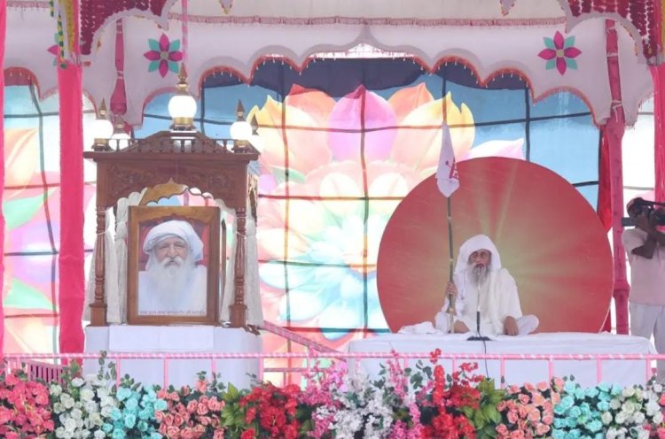 गाय को राष्ट्रीय पशु घोषित करने का कानून बने तो तुरंत बंद हो गौ हत्या : बाबा उमाकांत