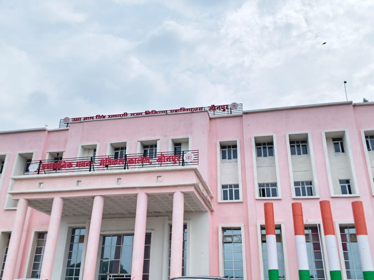 उमानाथ सिंह मेडिकल कॉलेज में ब्लड सेंटर को केंद्रीय स्तर से मंजूरी: प्राचार्य डॉ आरबी कमल