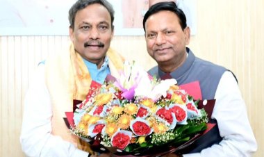 UP Politics: विनोद तावड़े का सपा के PDA पर तंज, बोले- ‘पराया धन अपना’; 2027 में नाकाम करेंगे अखिलेश की रणनीति