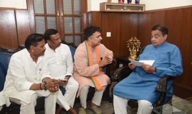 चंद्रशेखर आजाद गंगा सेतु पर बढ़ेगा ट्रैफिक तो मिलेगा नया पुल! विधायक हर्षवर्धन बाजपेयी ने नितिन गडकरी से की 2-लेन ब्रिज की मांग
