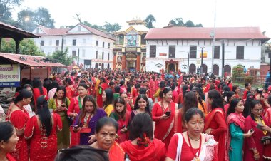 हरितालिका तीज पर पशुपतिनाथ में उमड़ी आस्था, सुबह 3 बजे खुले चारों द्वार 