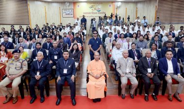 लोक आयुक्त के 50वें स्थापना दिवस पर CM योगी बोले- ‘जनता का विश्वास ही लोकतंत्र की सबसे बड़ी ताकत’, टेक्नोलॉजी से भ्रष्टाचार पर जोर