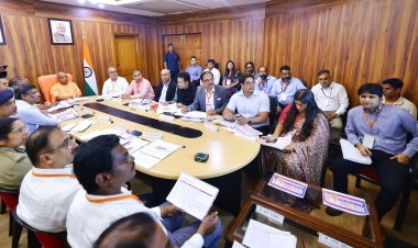 यूपी इंटरनेशनल ट्रेड शो-2026 की तैयारियों की सीएम योगी ने की समीक्षा, 23 सितंबर तक स्टॉल लगाने के निर्देश