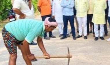 रमना-नरोत्तमपुर सड़क की गुणवत्ता पर विधायक सुनील पटेल ने उठाए सवाल, स्कूल की दीवार गिरवाई