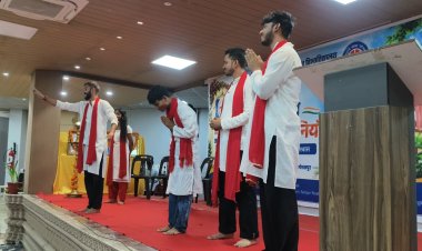 गोरखपुर में NSS स्वयंसेवकों ने नुक्कड़ नाटक से दिया सेवा और सामाजिक जिम्मेदारी का संदेश