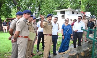 वाराणसी एयर शो की तैयारी तेज, बसंता कॉलेज के पास पार्किंग और सुरक्षा व्यवस्था का पुलिस आयुक्त ने लिया जायजा