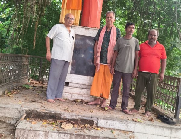 प्रयागराज में महाकवि निराला की प्रतिमा उपेक्षित, पार्क की बदहाली पर साहित्यकारों में रोष