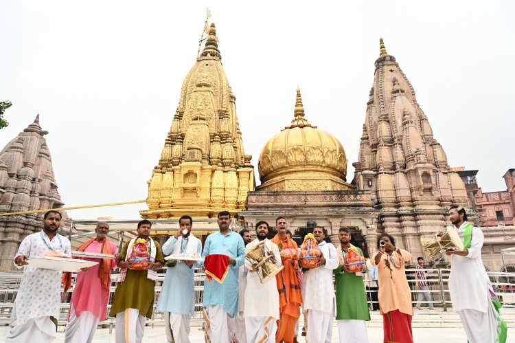 काशी विश्वनाथ धाम से मथुरा पहुंचेगा लड्डू गोपाल के लिए खास उपहार, 15 देशों के 100+ मंदिरों ने भेजे शुभकामना संदेश