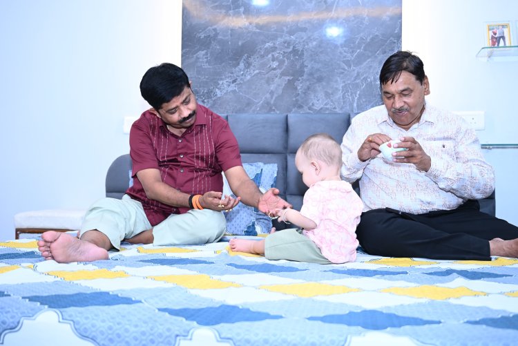 मंत्री नन्दी ने व्यापारी परिवार के घर बिताई रात, बोले- ‘मेरी विधानसभा, मेरा परिवार’; जनता का स्नेह ही जनसेवा की ताकत