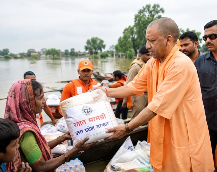 बाढ़ प्रभावित 21,226 लोगों को सुरक्षित निकाला गया, 2,259 नाव-मोटरबोट से रेस्क्यू; 16.73 लाख लंच पैकेट बांटे