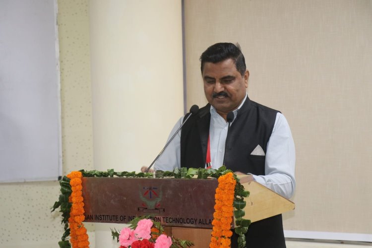 AI के दौर में इंसानी अंतर्ज्ञान और नवाचार जरूरी, Triple IT Alumni Meet में उद्योग-अकादमिक सहयोग पर जोर